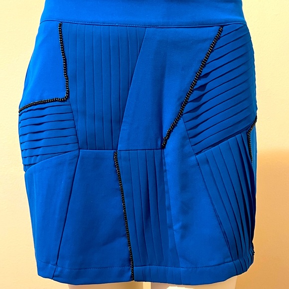 New Twelve by Twelve mini skirt - Size M - Picture 4 of 5